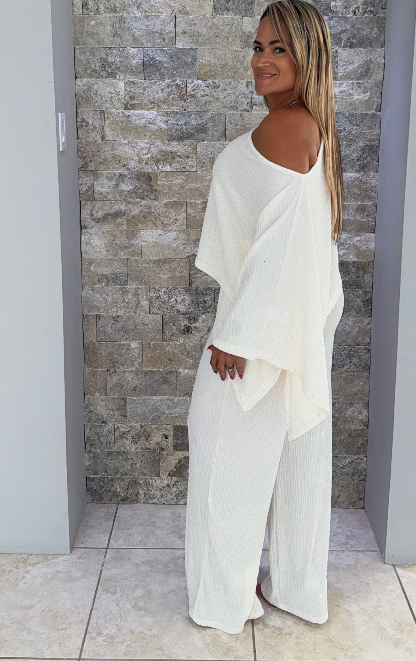 Off White Lux Set